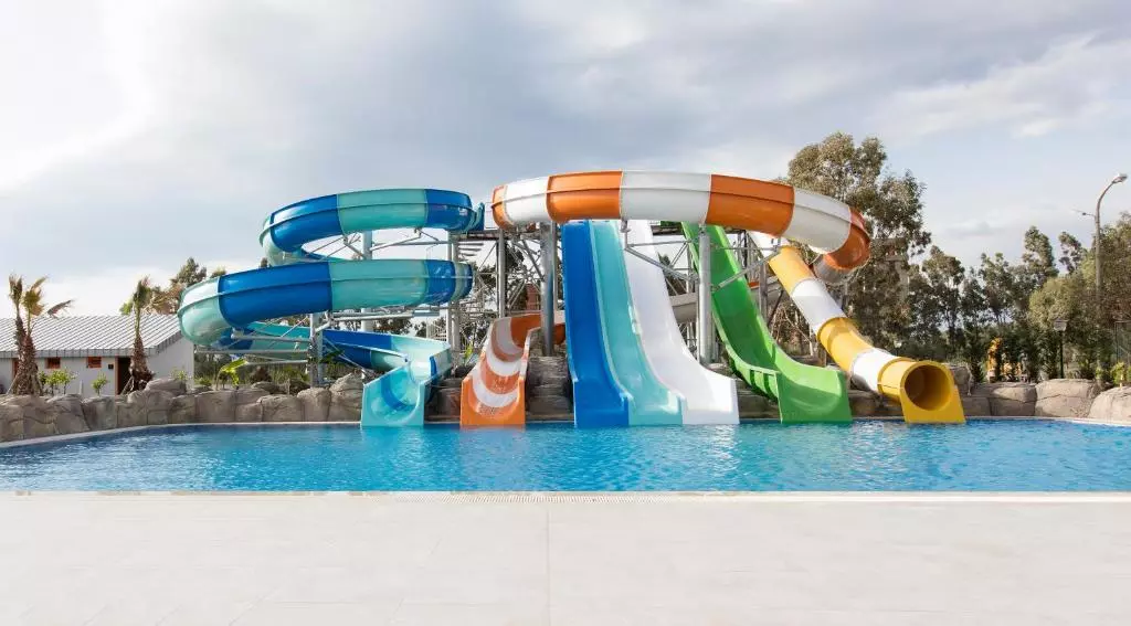 پالم وینگز بیچ ریزورت